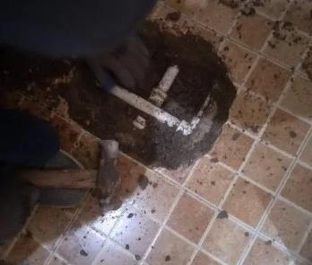 黑河市卫生间漏水维修公司为您分享下卫生间渗水如何处理及注意事项